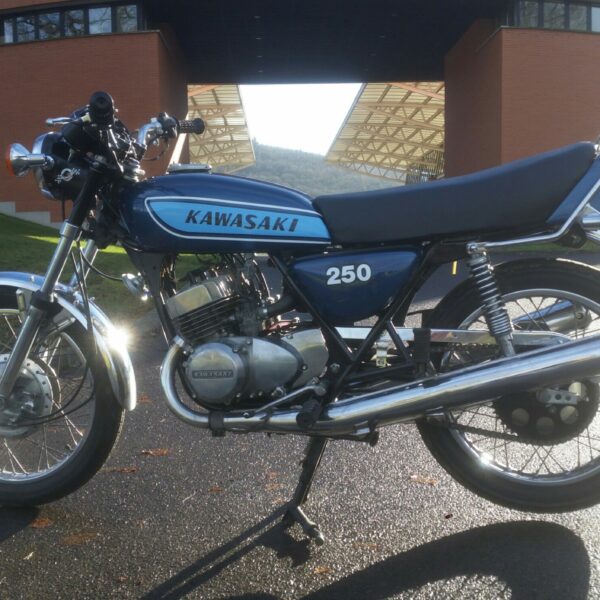 Kawasaki  250 S1 (2-Takter)