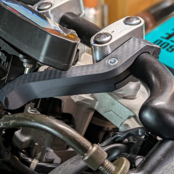 Tachohalter selbst entworfen und mit Carbon Filament 3D-gedruckt