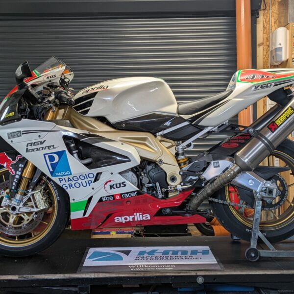 RSV 1000 R Factory mit Racing Heck