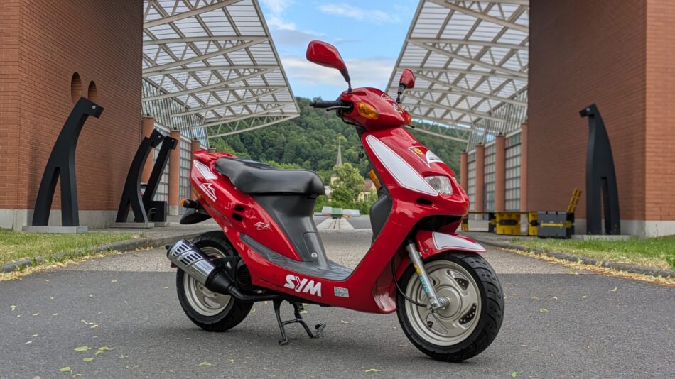 SYM Red Devil Michael Schumacher Foto